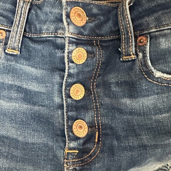 American Eagle Outfitters Super Stretch Button Fly Hi Rise Shortie Jean Shorts - Picture 4 of 6